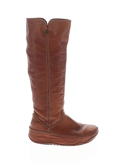 Pre-owned Fitflop Boots In Brown