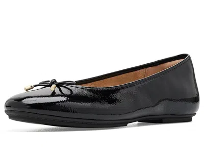 Fitflop Delicato Bow Textured Patent-leather Ballet Flats Women's Dress Flat Shoes Black: 9 M (b)