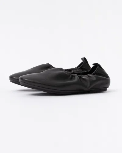 Fitflop Delicato Poise Leather Ballerina Shoes In Black