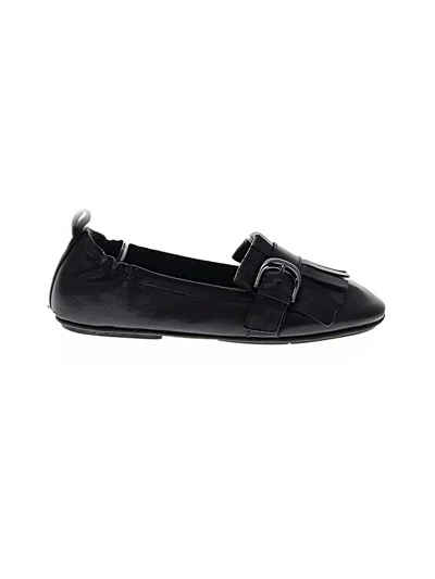 Pre-owned Fitflop Flats In Black