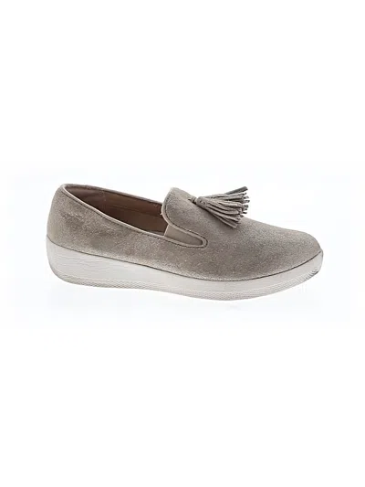 Pre-owned Fitflop Flats In Tan