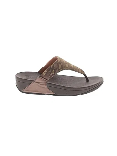 Pre-owned Fitflop Flip Flops In Brown