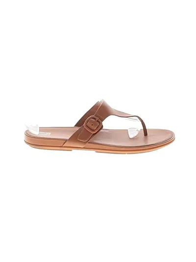 Pre-owned Fitflop Flip Flops In Tan