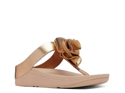 Fitflop Florrie Wedge Sandal In Gold
