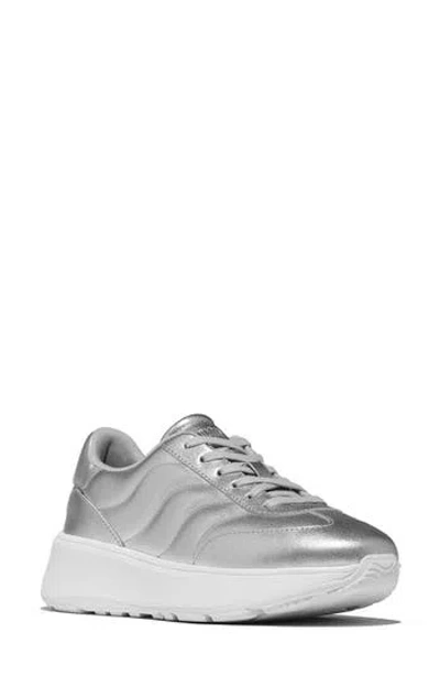 Fitflop F-mode T-toe Wave Metallic Leather Platform Sneaker In Silver