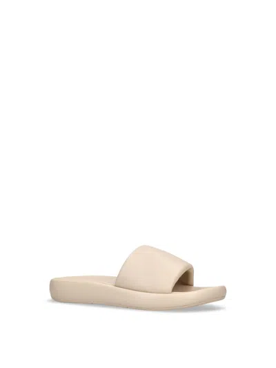 Fitflop Iqushion D-luxe Slides In Beige