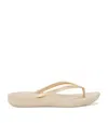 FITFLOP FITFLOP IQUSHION FLIP FLOPS 30