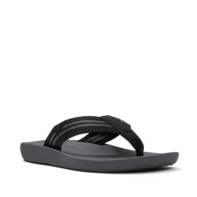 Fitflop Iqushion Mens Two-stripe Webbing Flip-flops In Black