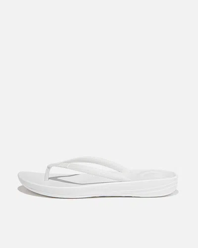 Fitflop Iqushion Womens Ergonomic Flip-flops In Multi