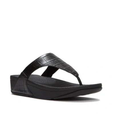 Fitflop Lulu Crocodile Toe-post Sandals In Black