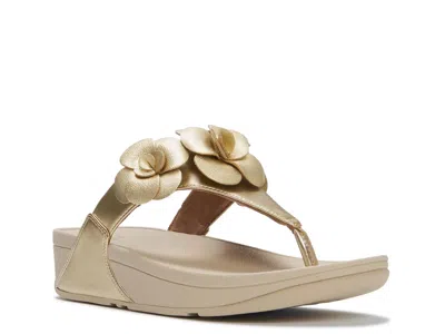 Fitflop Lulu Flower Wedge Sandal In Silver