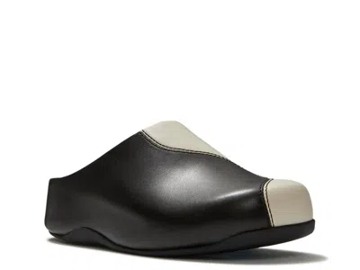 Fitflop Shuv Clog In Black