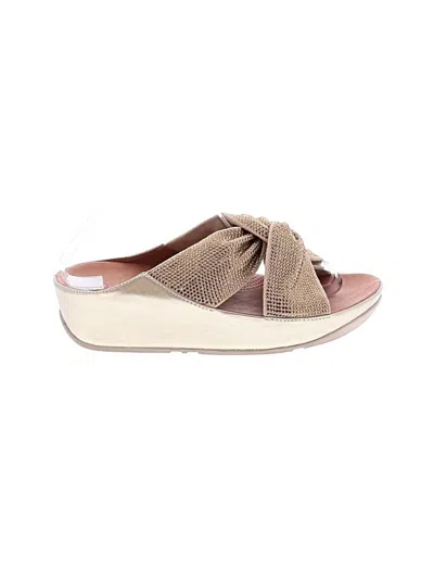 Pre-owned Fitflop Wedges In Gold