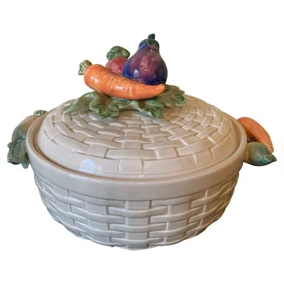 Pre-owned Fitz And Floyd 1980s  Trompe L'oeil Ceramic Basket Casserole Dish In Brown