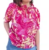 Fitzroy & Willa Pam Short Sleeve Top In Sand Palm In Multi