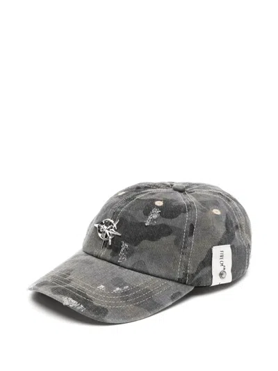 Five Cm Baseballkappe Mit Logo-nieten In Nude