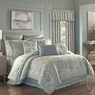 Five Queens Court Garrison Comforter Set In Spa