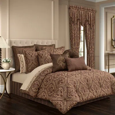 Five Queens Court Odette 4pc. Comforter Set In Crimson