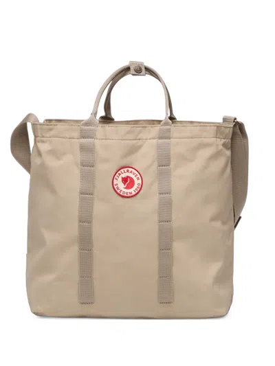 Fjall Raven 1960 Logo-patch Backpack In Pink