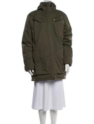 Pre-owned Fjall Raven Parka In Green