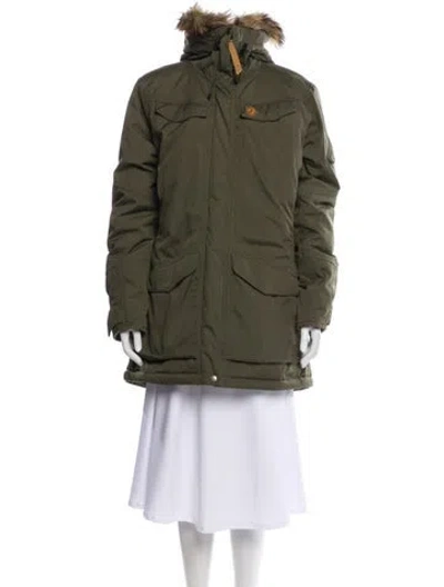 Pre-owned Fjall Raven Parka In Green