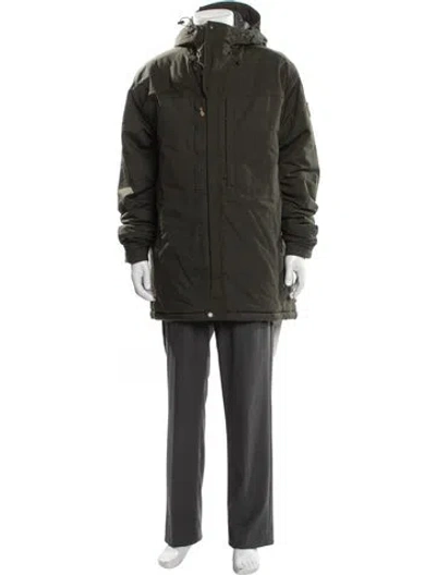 Pre-owned Fjall Raven Parka In Green