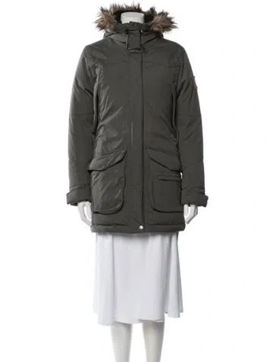 Pre-owned Fjall Raven Parka In Green
