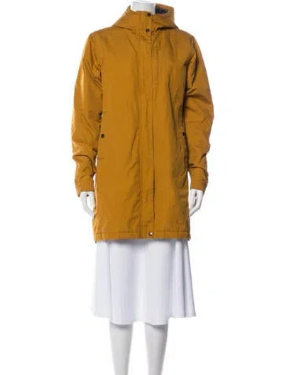 Pre-owned Fjall Raven Parka In Yellow