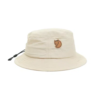 Fjall Raven Travellers Mt Bucket Hat Light Beige In Gray