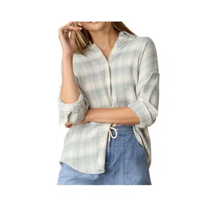 Flags & Anthem Leetonia Boyfriend Shirt In Sage White In Green