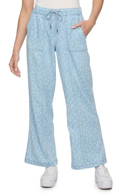 Flags & Anthem Triana Wide Leg Pull On Pant In Floral In Blue
