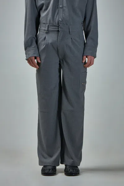 Flâneur Atelier Signet Pantalon In Gray