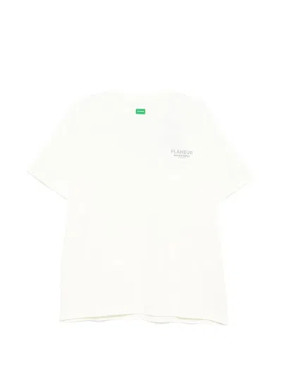 Flâneur Logo-detail T-shirt In White