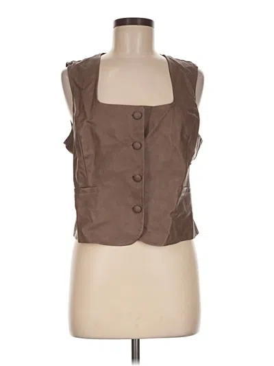 Pre-owned Flat White Vest In Brown