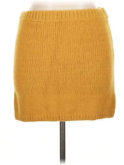 Pre-owned Flat White Wool Skirt In Yellow