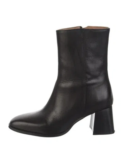 Pre-owned Flattered Leather Boots In Black