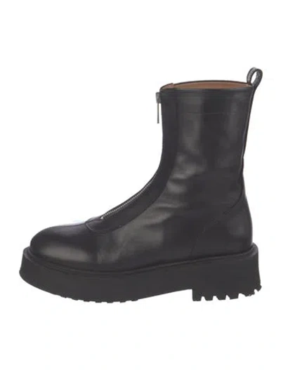 Pre-owned Flattered Leather Combat Boots In Black