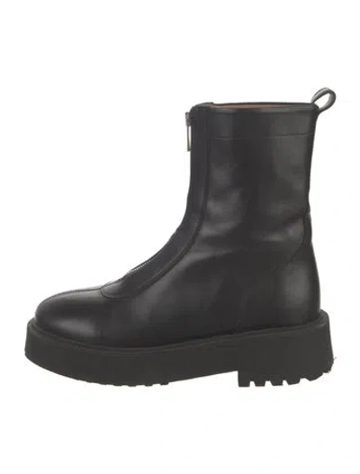 Pre-owned Flattered Leather Combat Boots In Black