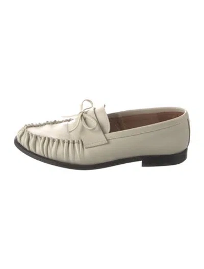 Pre-owned Flattered Leather Loafers In Neutrals