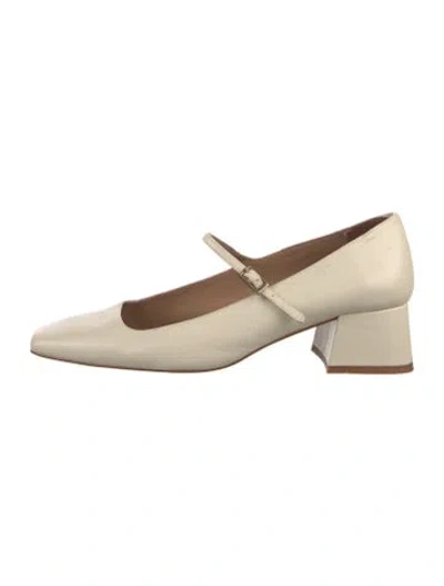 Pre-owned Flattered Leather Pumps In Neutrals