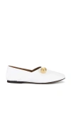 Flattered Pepper Flats In 白色