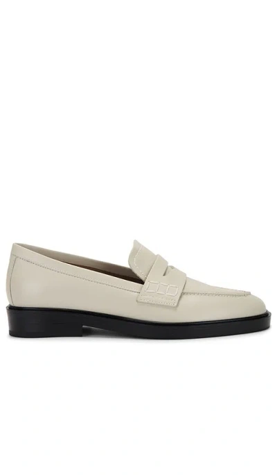 Flattered Sara Leather Loafers In Creme_leather