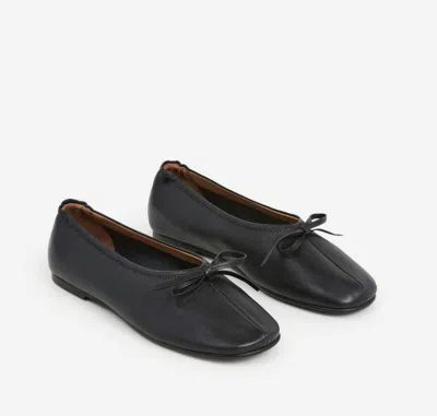 Flattered Women's Blaise Leather Flat In Black