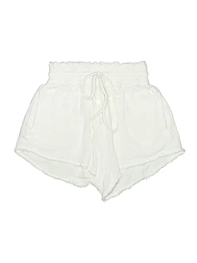 Pre-owned Flawless Shorts In Ivory
