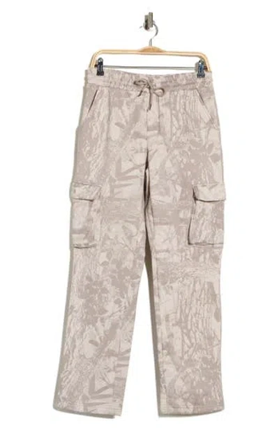 Fleece Factory Tonal Leaves Fleece Cargo Pants In Neutral