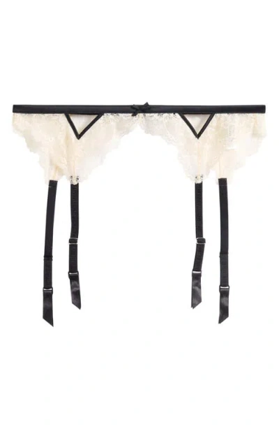 Fleur Du Mal Bianca Lace Garter Belt In Linen Beige