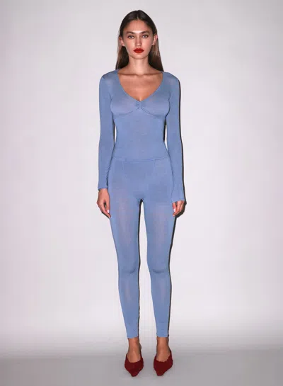 Fleur Du Mal Butter Soft V-neck Tee In Blue