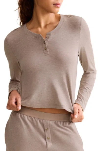 Fleur't Henley Crop Pajama Top In Neutral