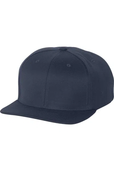 Flexfit 110 Flat Bill Snapback Cap In Black