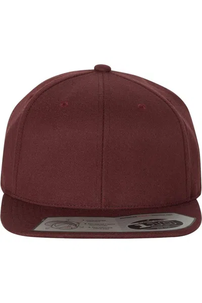 Flexfit 110 Flat Bill Snapback Cap In Burgundy